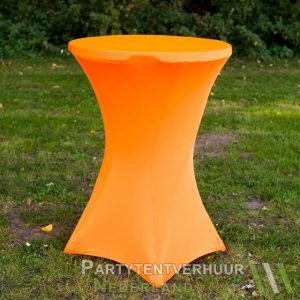 Statafel met rok oranje huren-Partytentverhuur Gorinchem